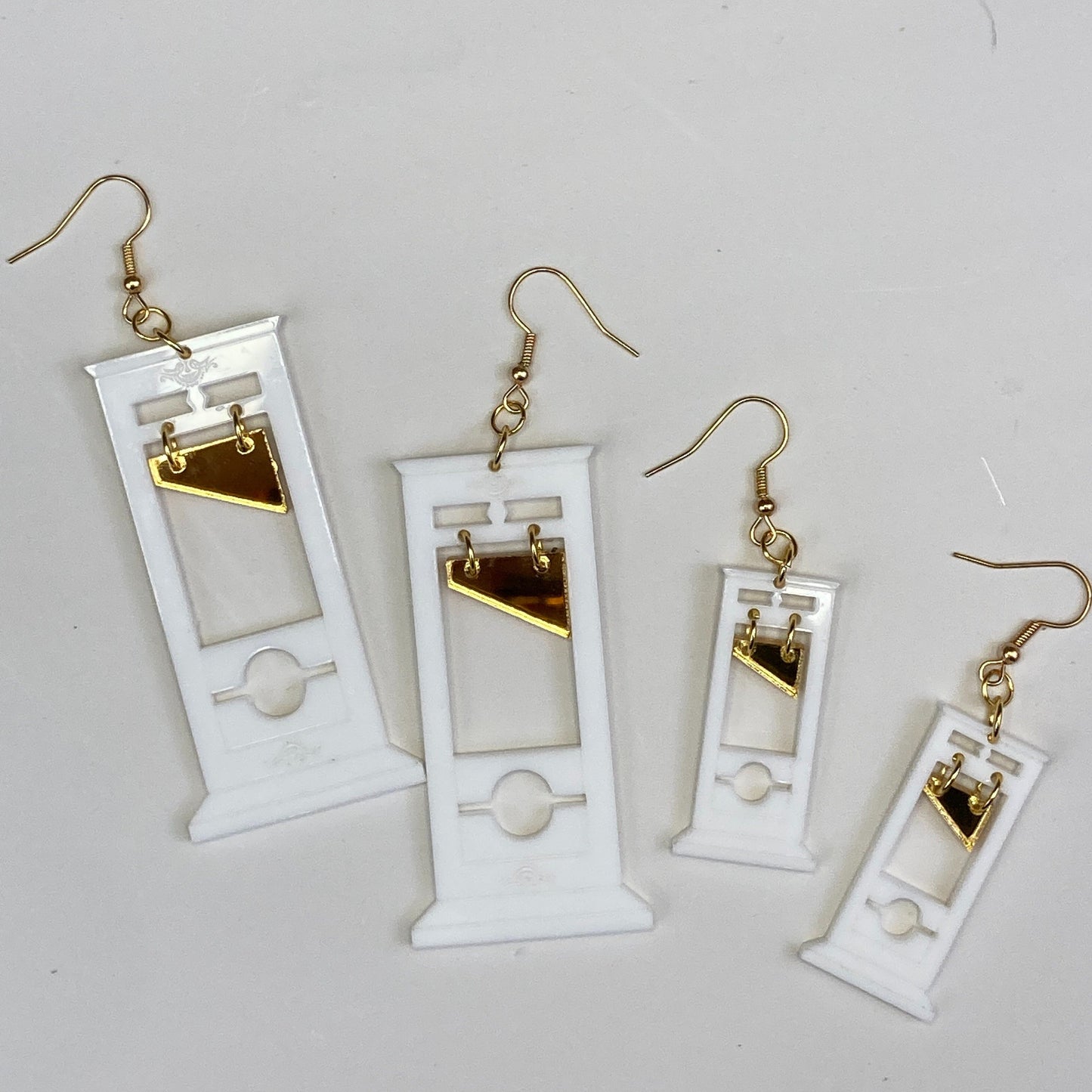 🧙️ Dark Elegance — Guillotine Dangle Earrings ⚰️ | Gothic Statement Jewelry for Rebels & Dreamers ✨