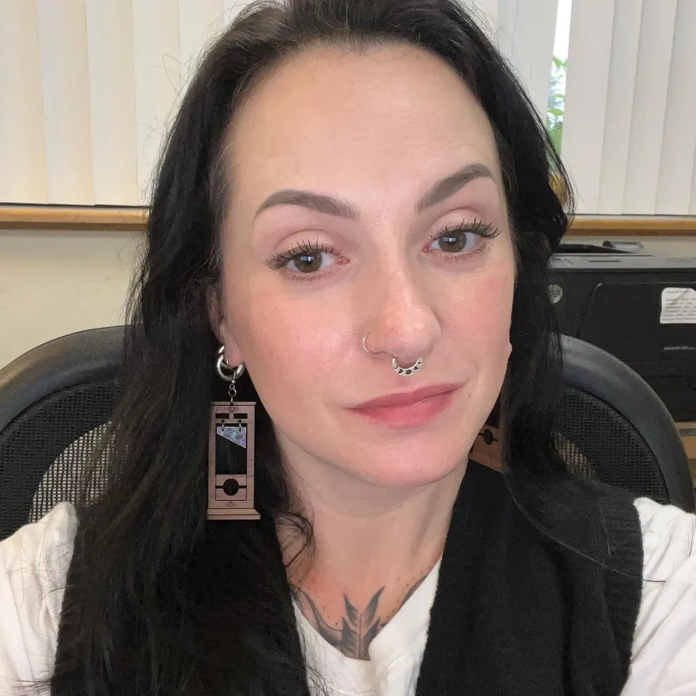 🧙️ Dark Elegance — Guillotine Dangle Earrings ⚰️ | Gothic Statement Jewelry for Rebels & Dreamers ✨